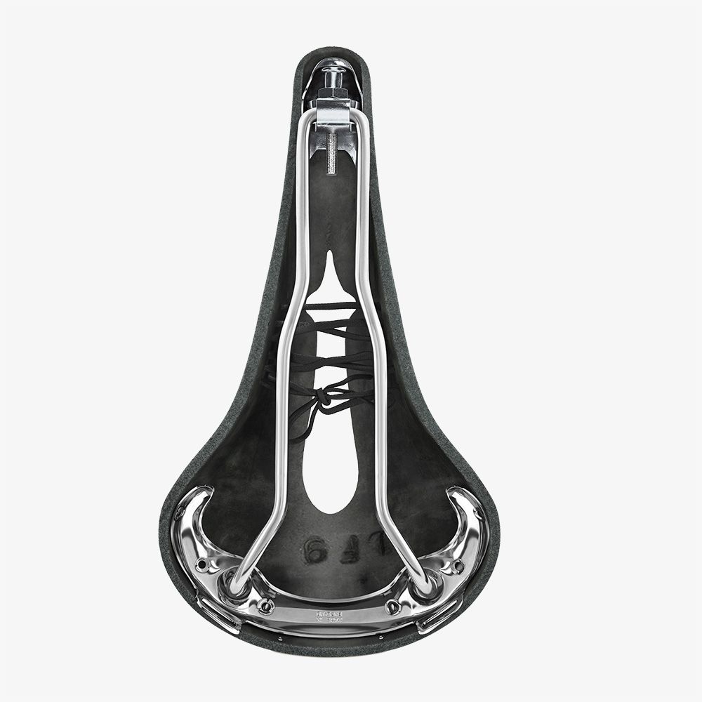 B17 Narrow Carved leather Saddle