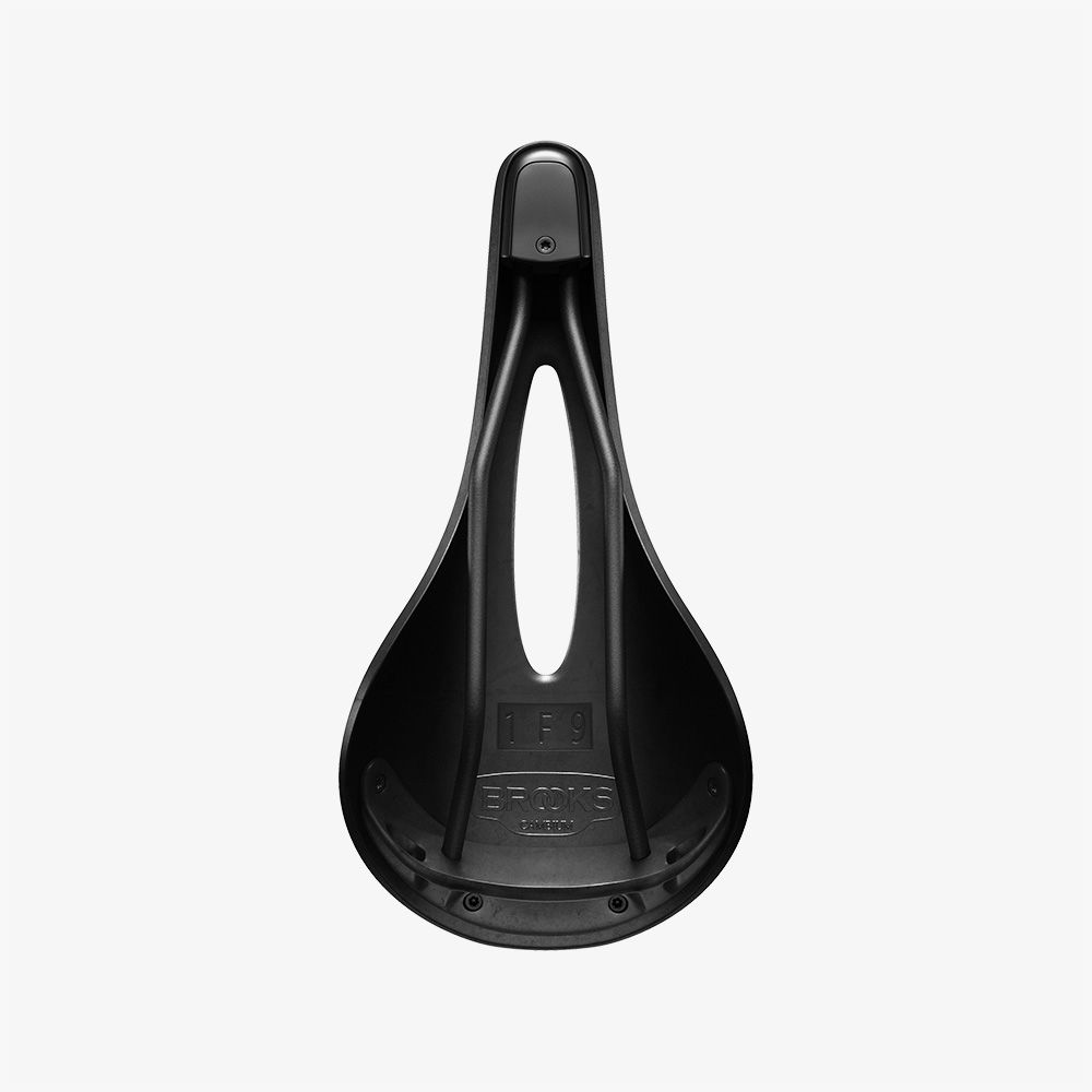 Cambium C15 Carved Saddle