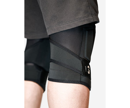 Bluegrass 3Straps Knee Guards Black 3