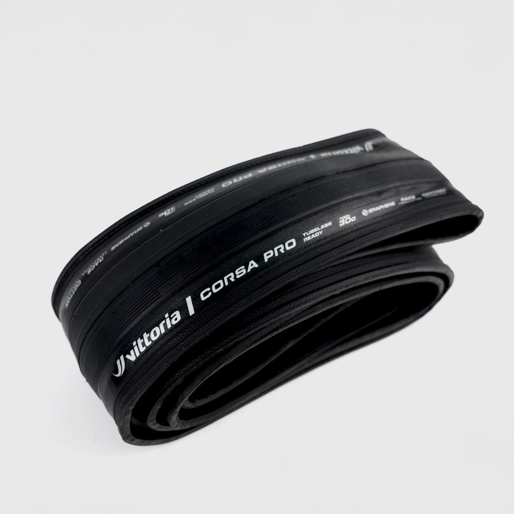 Corsa Pro Black 1