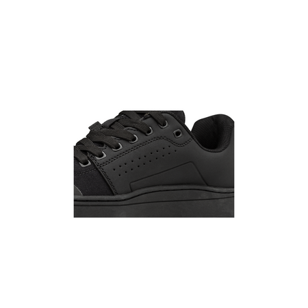 Y-Livewire-Black-04