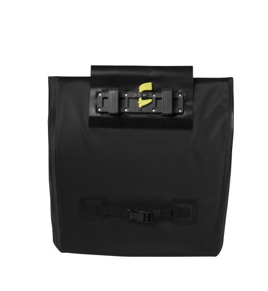 basil-urban-dry-bicycle-shopper-25l expanded