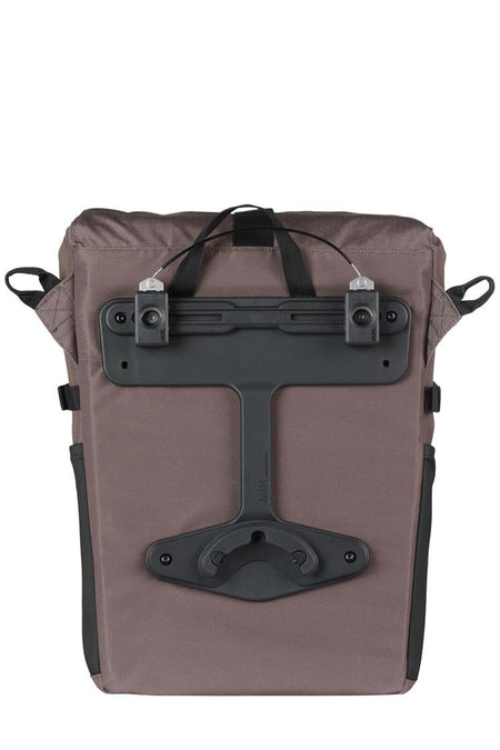 18429 Basil Move commuter bicycle bag MIK studs br