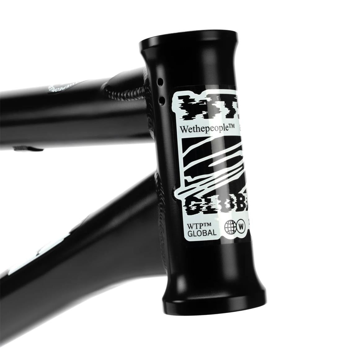 Wethepeople_Global_Frame_Black_4055822558754_websq