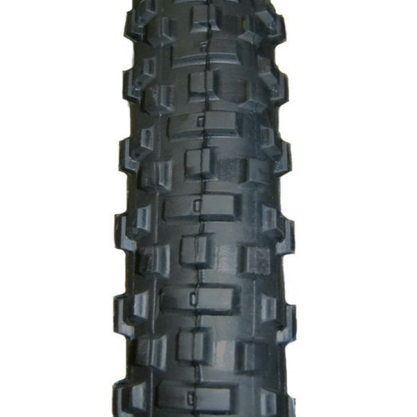 700 x 32 CST Cultivator C1604 Tyre - Tread