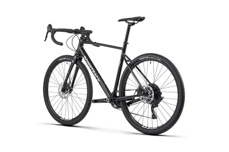 12_BT_MY24_Audax_AL_matt_black_web_03