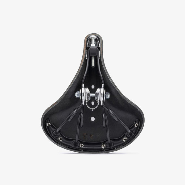 B72 Leather Saddle