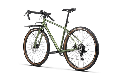 06_BT_MY24_Beyond_2_metallic_green_web_03