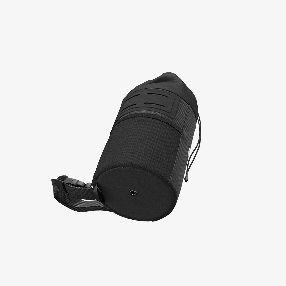 Scape Feed Pouch Black