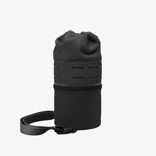 Scape Feed Pouch Black
