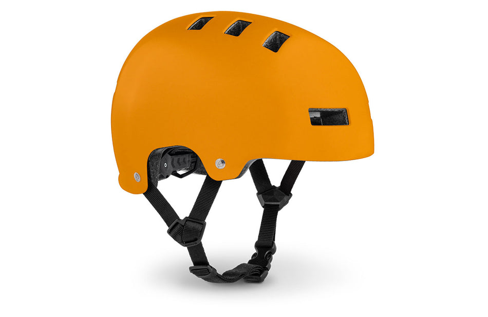 bluegrass-superbold-bmx-helmet-G06AR1