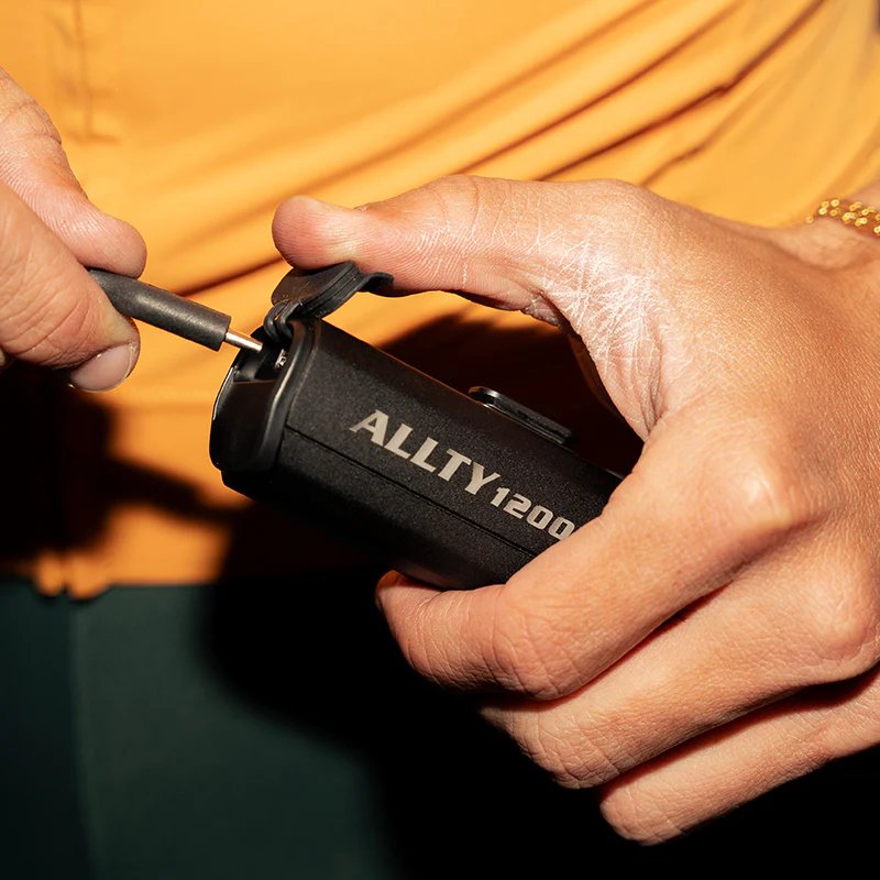 ALLTY_1200_Bike_Light_4