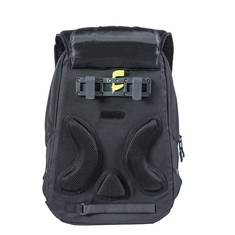 basil-flex-backpack-bicycle-backpack-black 4