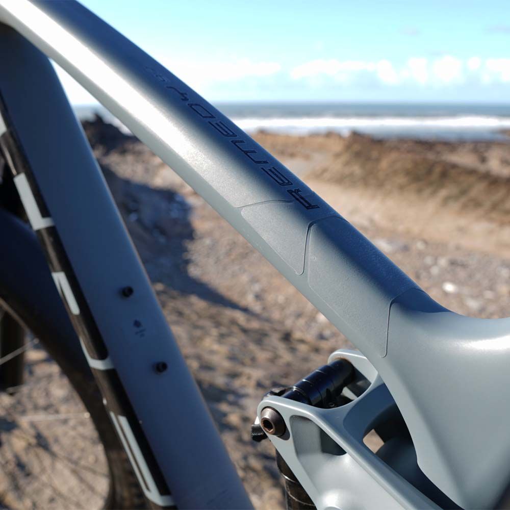 Mucky Nutz Frame Skinz Clear