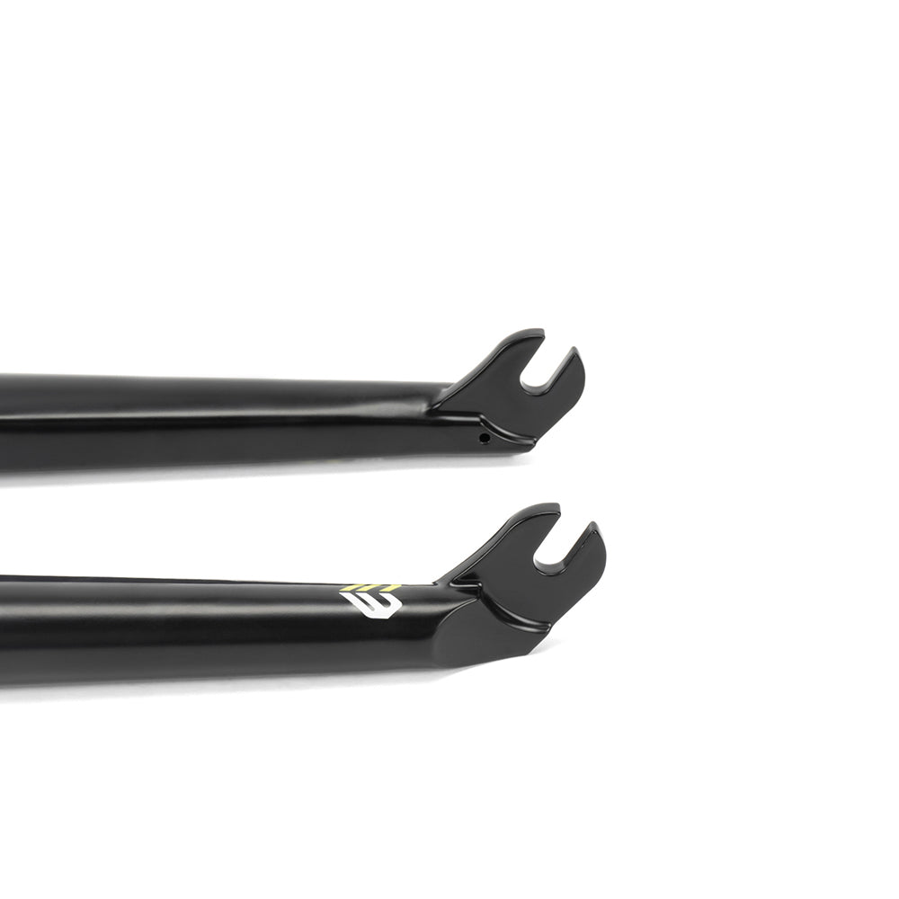 Eclat Storm Fork - Jordan Godwin Hydroformed 1 piece Fork Leg 20mm Offset 3/8