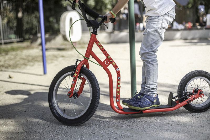 Yedoo Wzoom Emoji Scooter 16/12