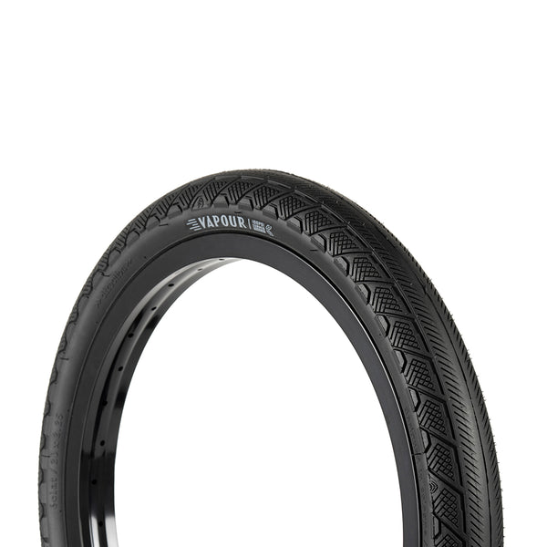 eclat Vapour Tyre Black