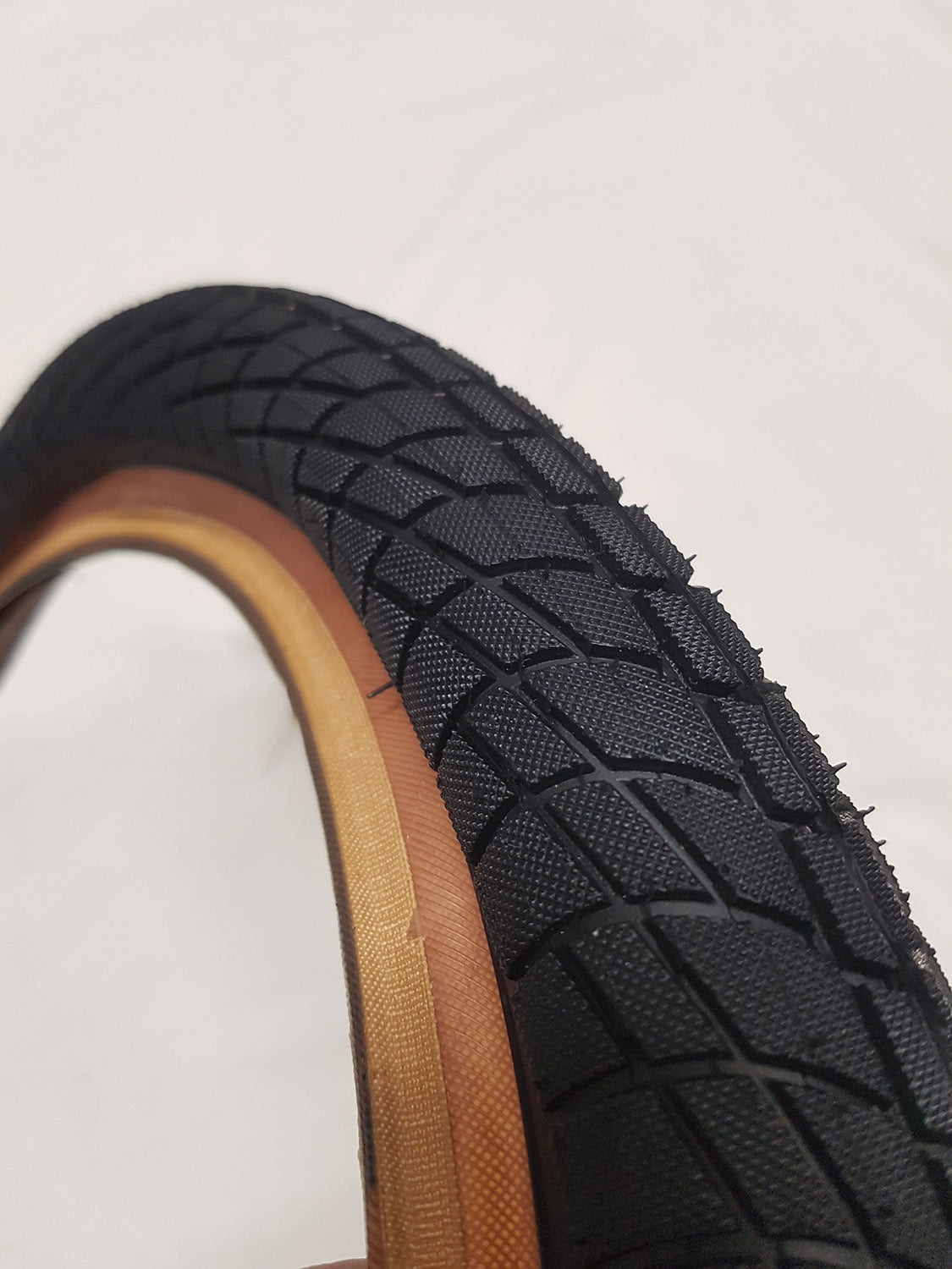 Kenda 18x2.25 Tyre Blk/Skin