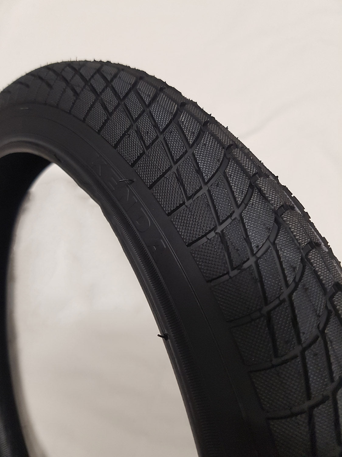 Kenda 18x2.25 Tyre Black
